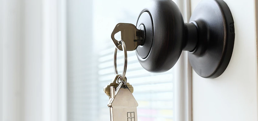 Bifold Door Knob Replacement in Mountain House, California